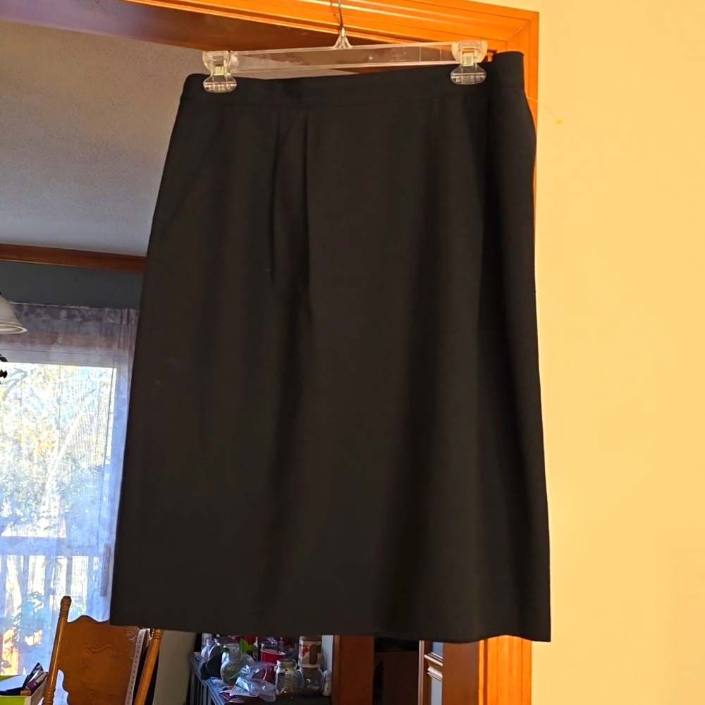 Black skirt sz 22W